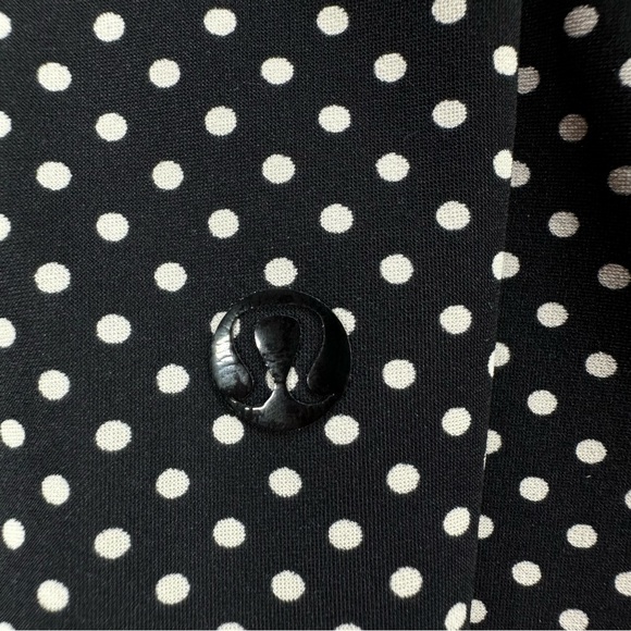 Lululemon Here To There Dress, 4/6 - Picture 6 of 9